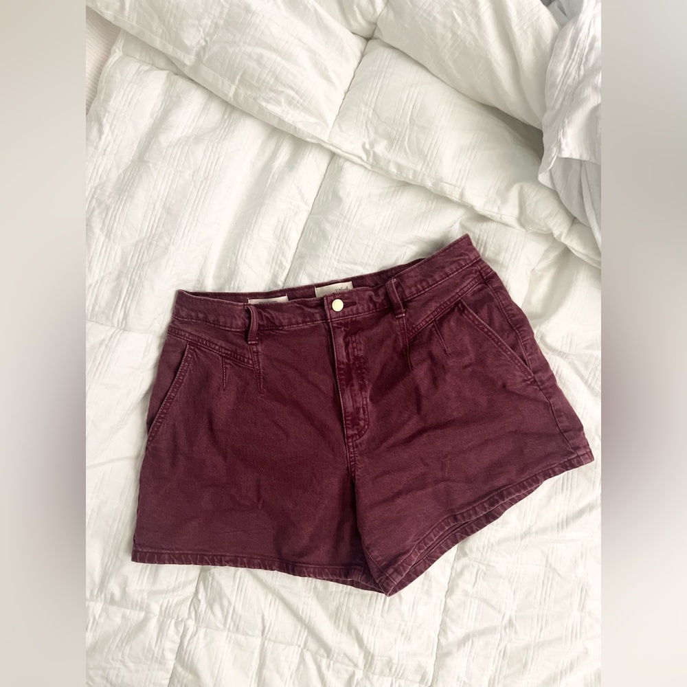 Universal Thread Shorts - image 1